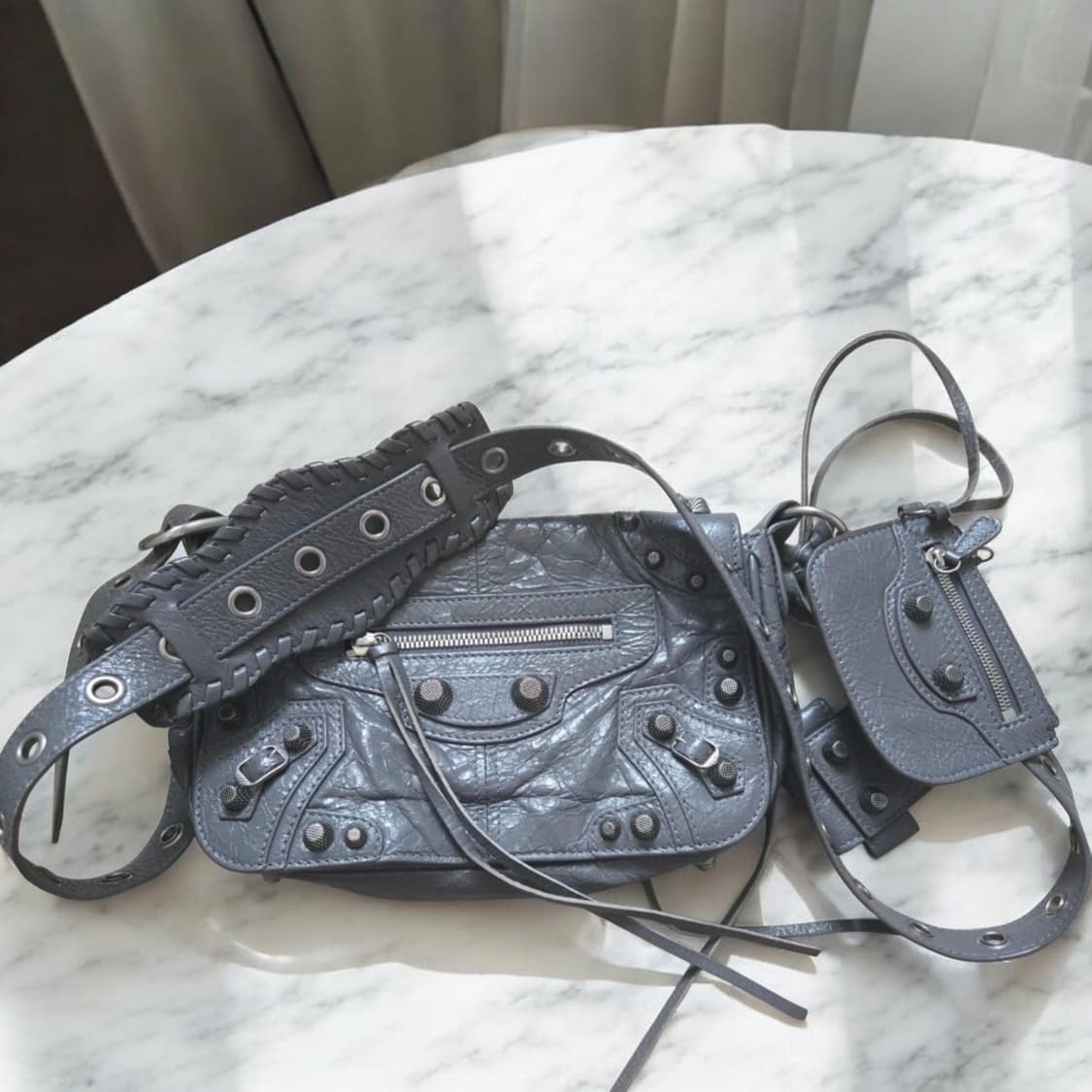 발렌시아가 르 카골 플랩백 XS 상품이미지1