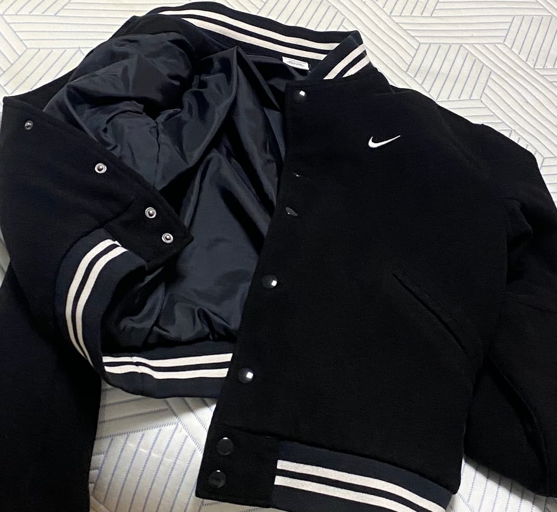 나이키 바시티 자켓 블랙 S (원가 160000원이상) 상품이미지1