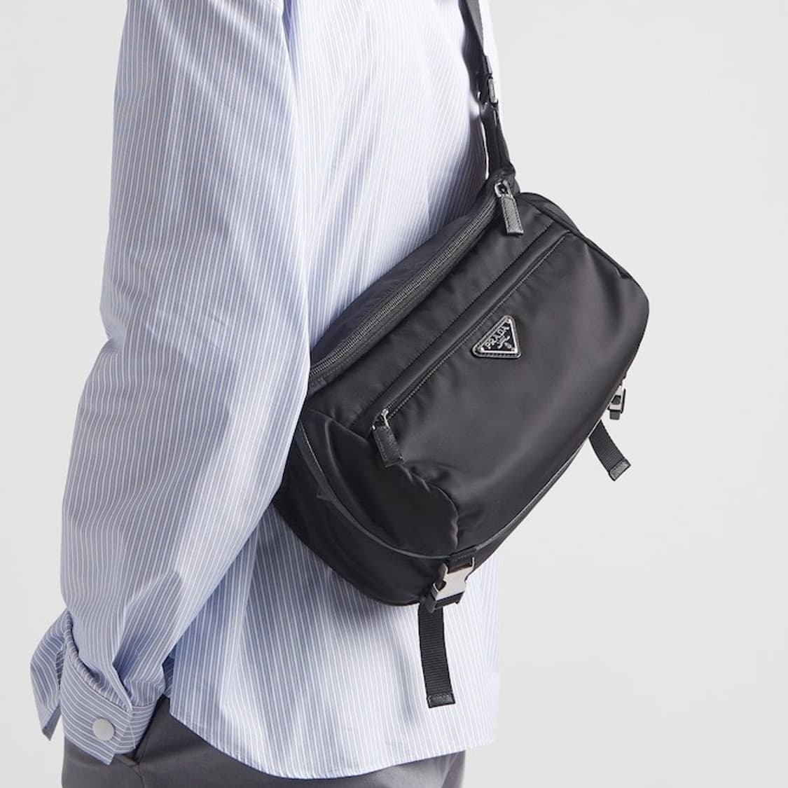프라다 포코노 나일론 크로스백(투포켓, 바이커백) 상품이미지8