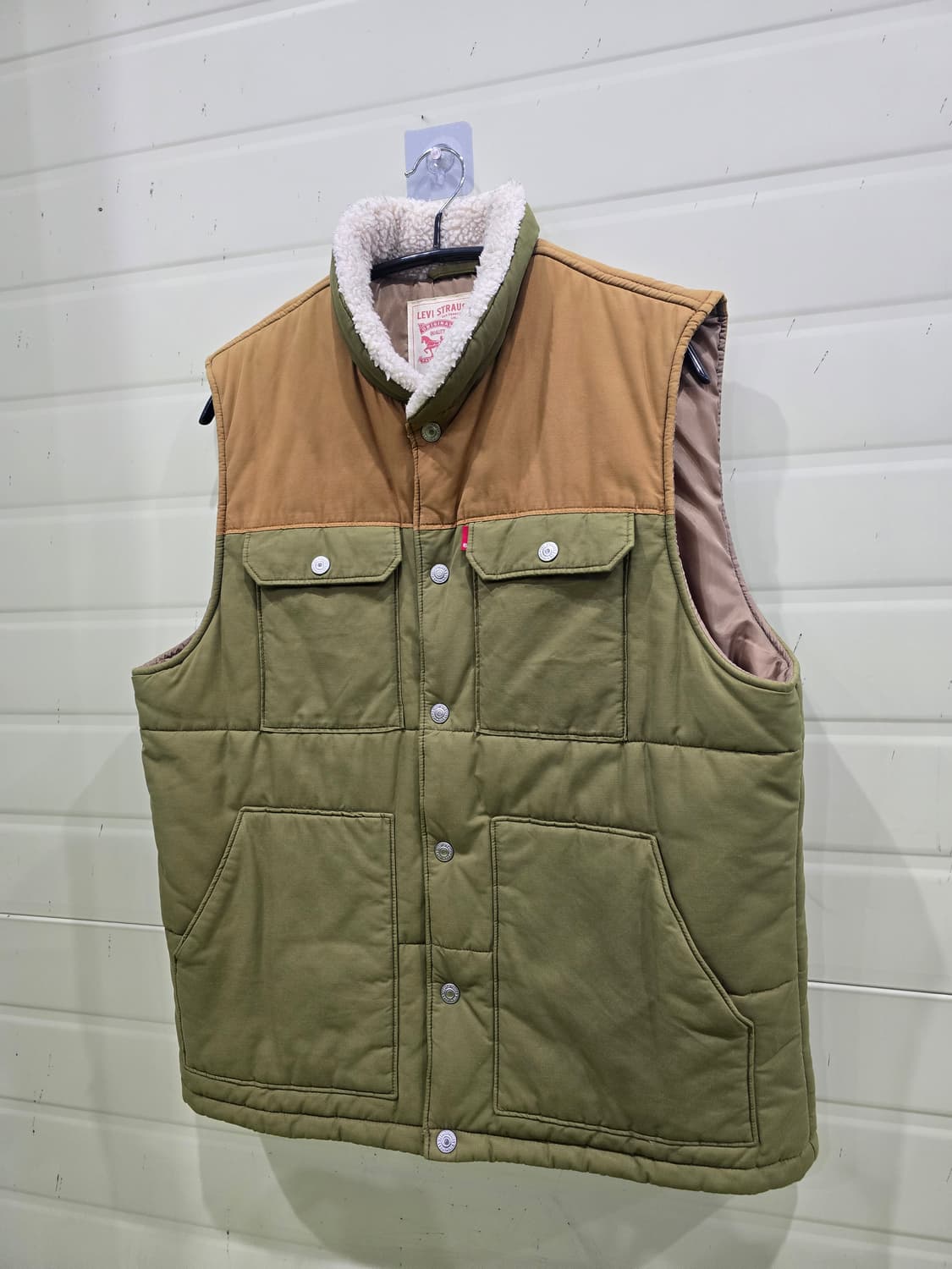 리바이스 퀼팅 베스트 카키 브라운 상품이미지5