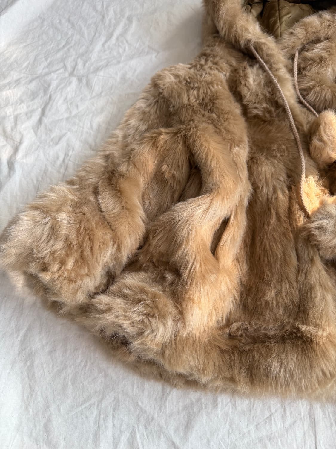 모카라떼 퍼 케이프 코트  상품이미지2