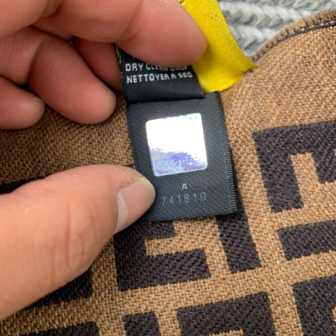 FENDI 펜디 주카패턴 머플러 목도리 상품이미지5