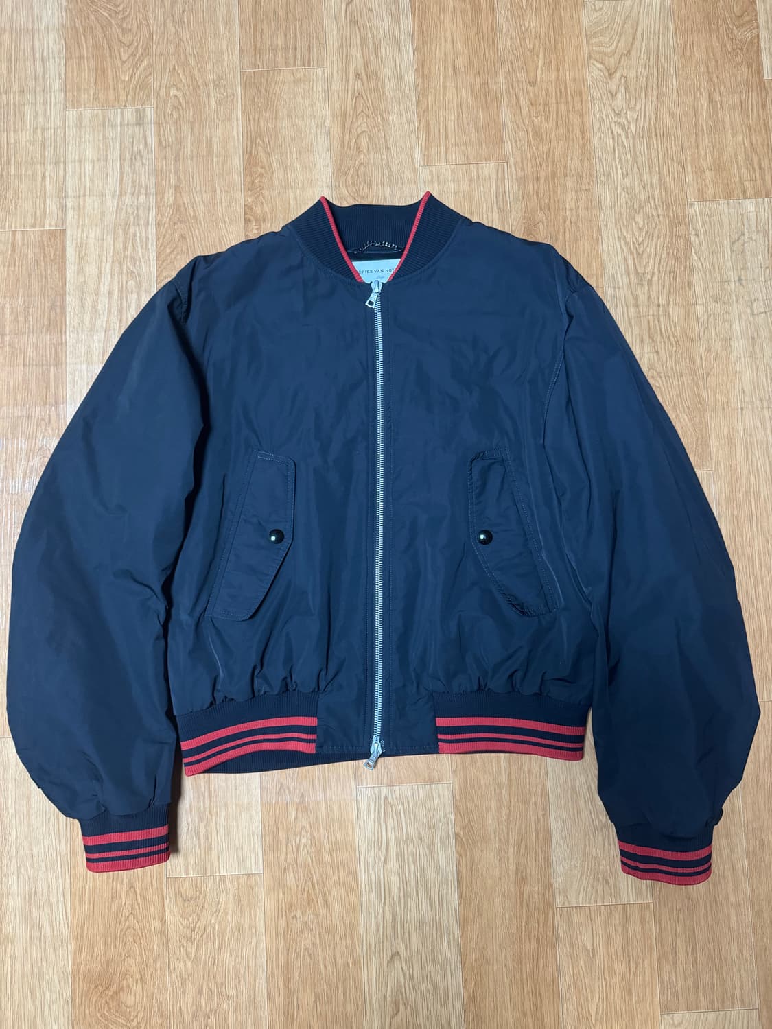 드리스반노튼 백지퍼 봄버  상품이미지1