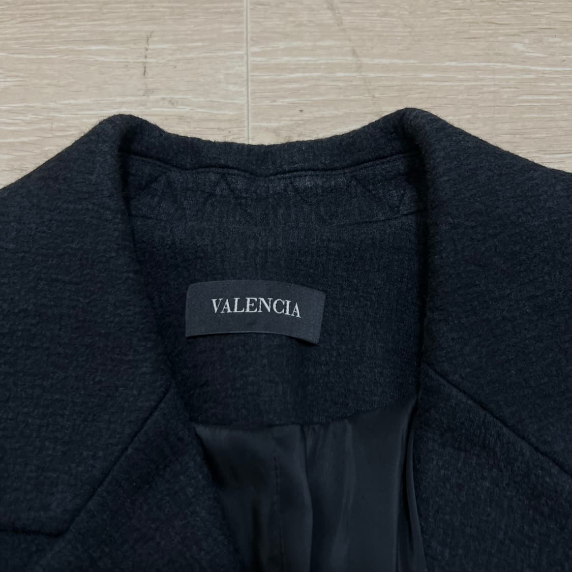 발렌시아 여성 울 배색 트위드 롱코트 [블랙] 85-92-155 상품이미지4