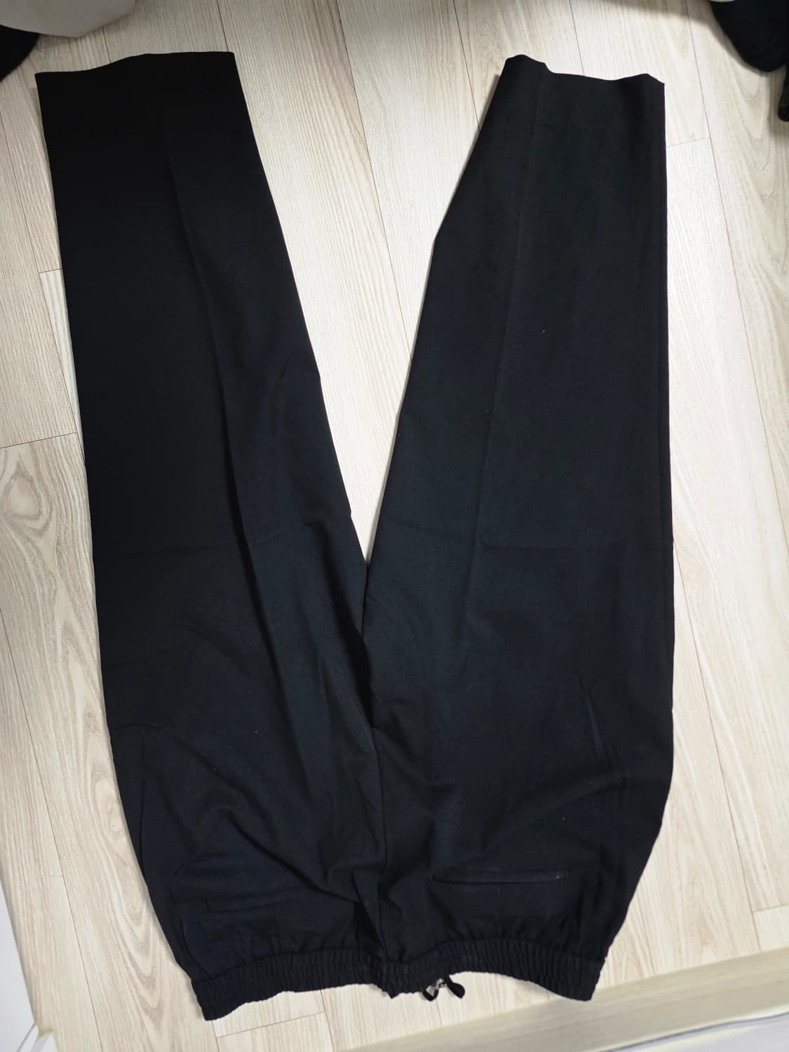 [36] 무탠다드 와이드 이지 밴딩 크롭 슬랙스 [블랙] 상품이미지3