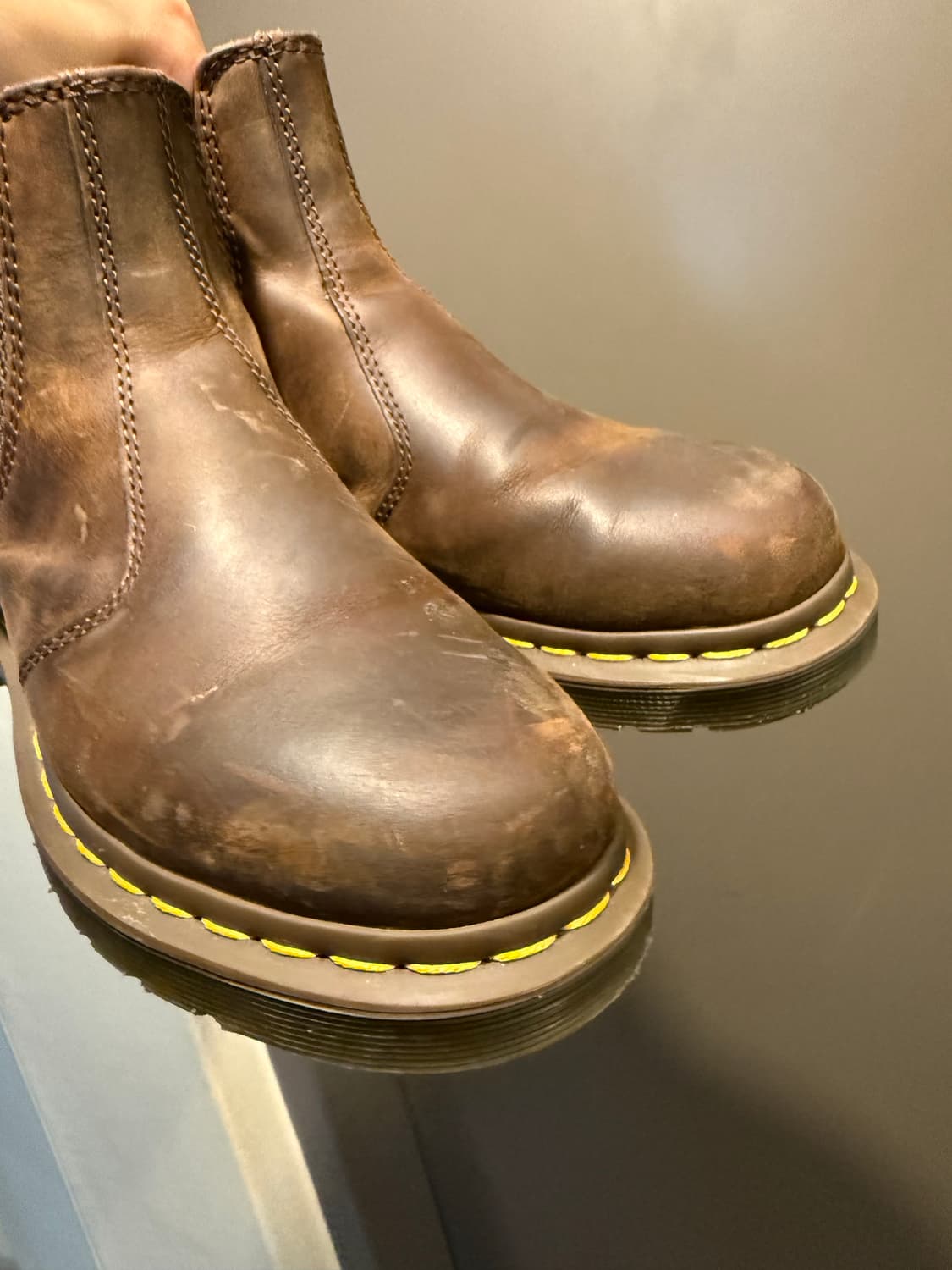 닥터마틴 첼시부츠 크레이지호스 다크브라운 상품이미지3