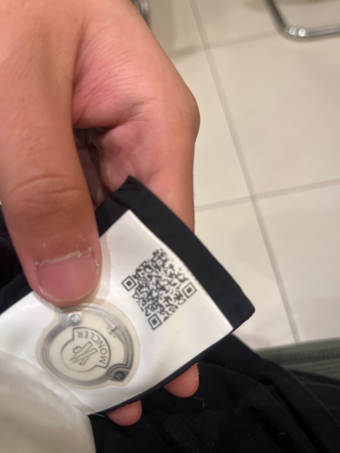 몽클레어니트패딩 블랙와펜 m 상품이미지3