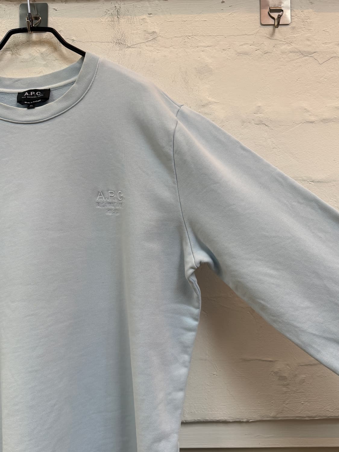 A.P.C. 아페쎄 루 마담 페일 블루 로고자수 스웨트 셔츠 XL 상품이미지4