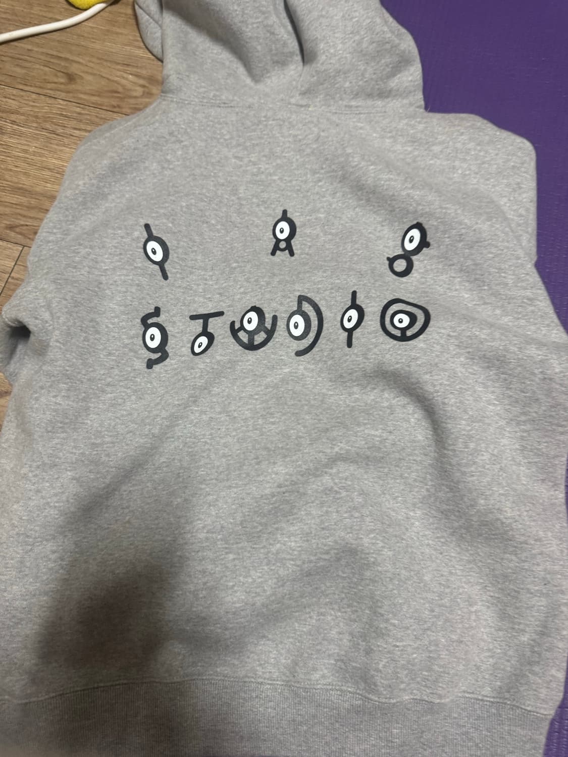 아이앱 스튜디오 x 포켓몬 안농 후드 그레이 M 상품이미지1