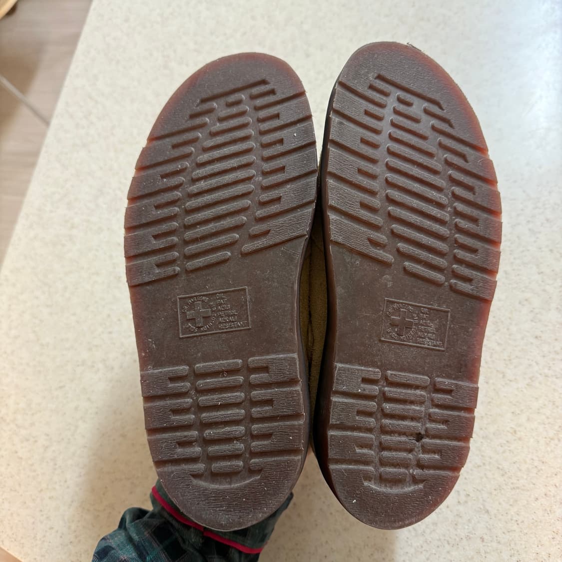 닥터마틴 아이샴 스웨이드 뮬 베이지 상품이미지3