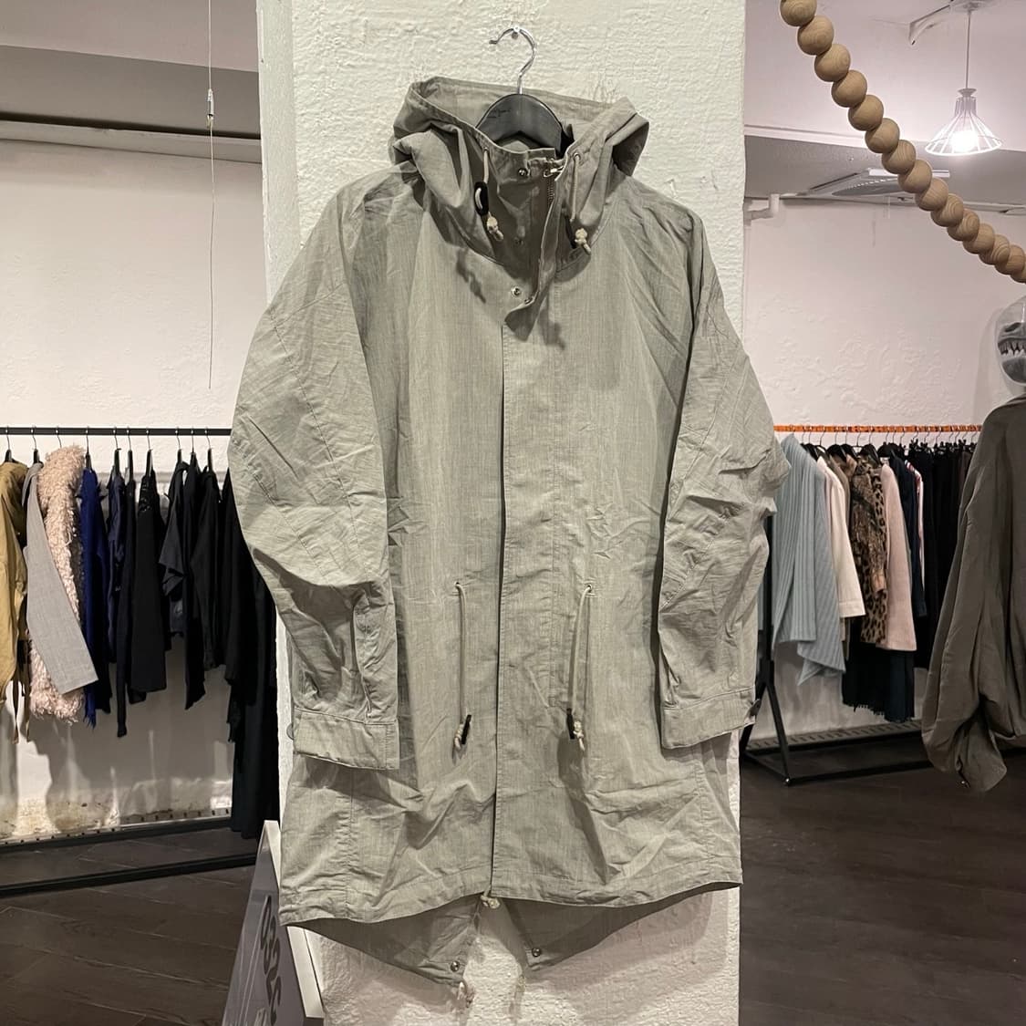 어태치먼트 오버사이즈 파카 상품이미지1