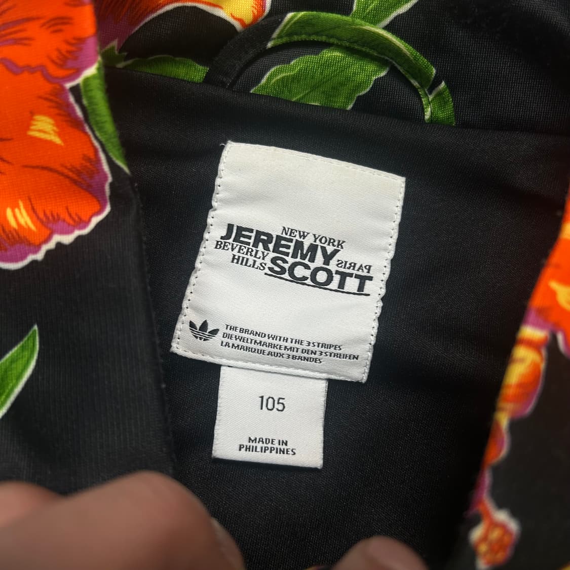 제레미 스콧 X 아디다스 플라워 본 트랙탑 져지 상품이미지6