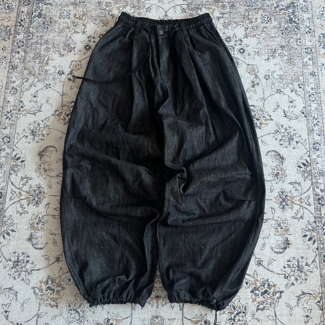 OTHERFIT 핀턱 벌룬팬츠 상품이미지1