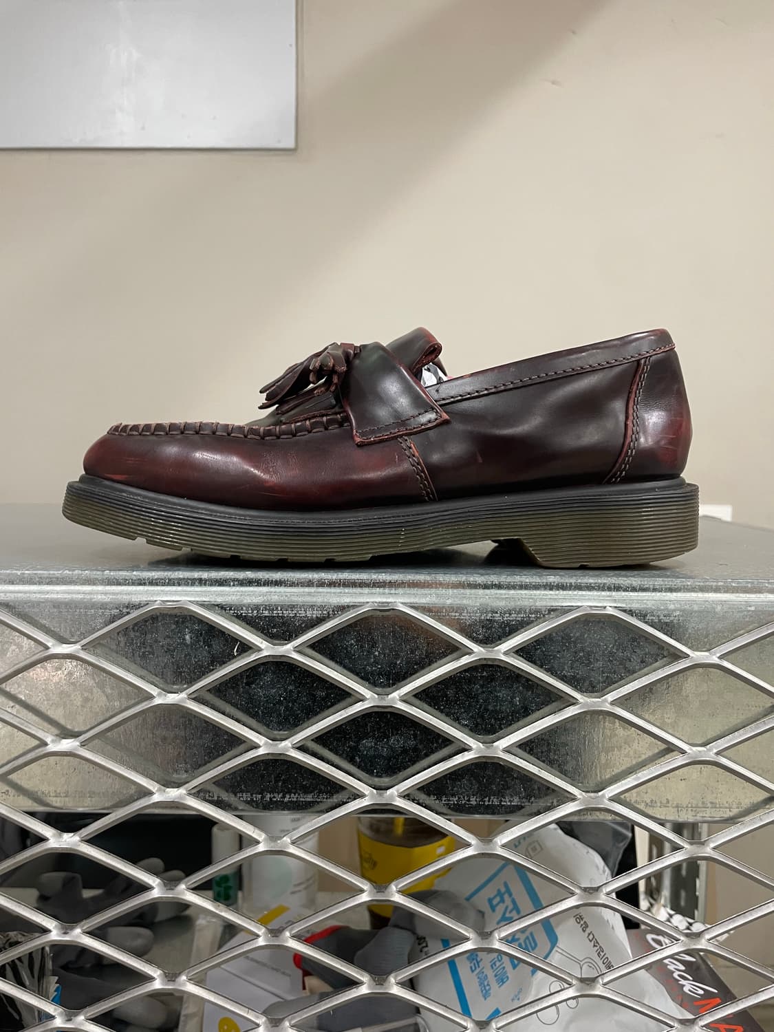 닥터마틴 아드리안 태슬 로퍼 체리 레드 us8 (gr-4144) 상품이미지1