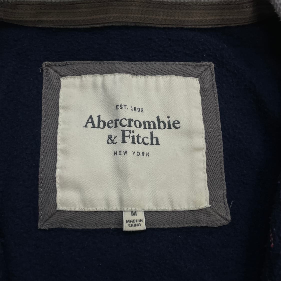 아베크롬비 아치 로고 후드집업 네이비 상품이미지3