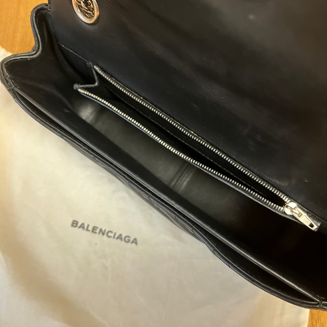 발렌시아가 BB체인 숄더백 상품이미지5