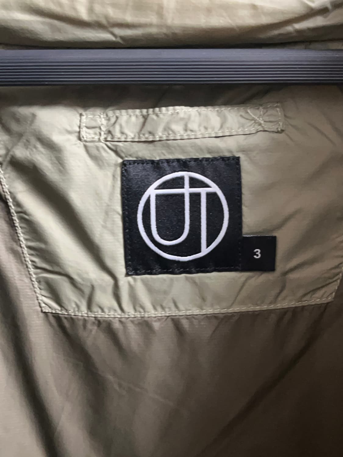 아웃스탠딩 패딩 상품이미지3