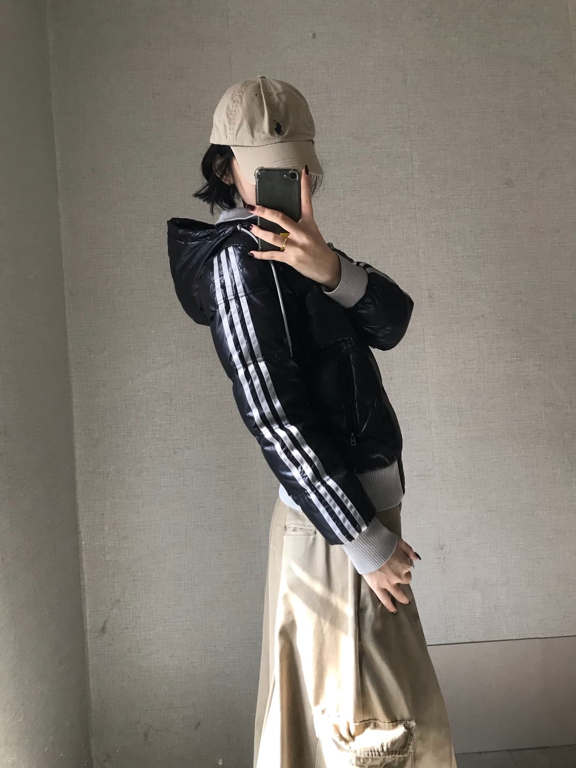아디다스 블랙 실버 삼선 패딩 상품이미지3