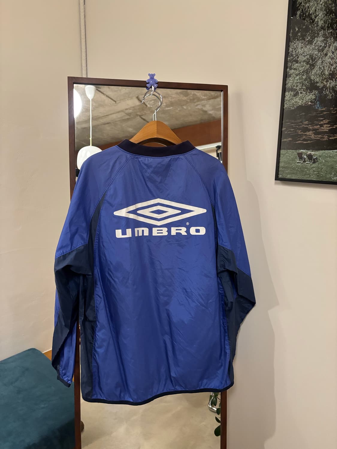 엄브로 블루 웜업 맨투맨 상품이미지5