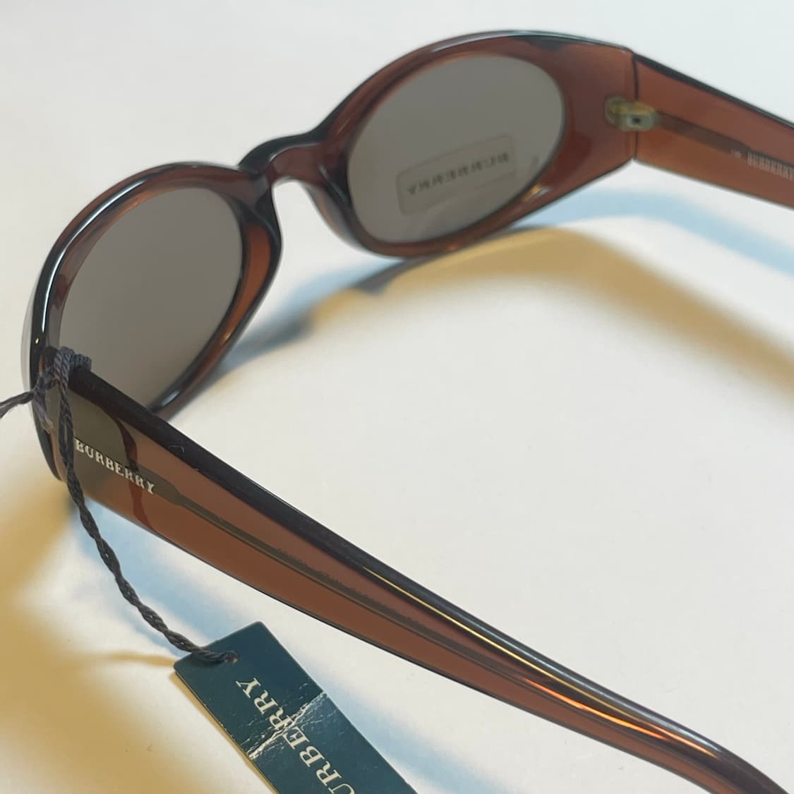 BURBERERRY 버버리사의 빈티지 선글라스 판매합니다 상품이미지3