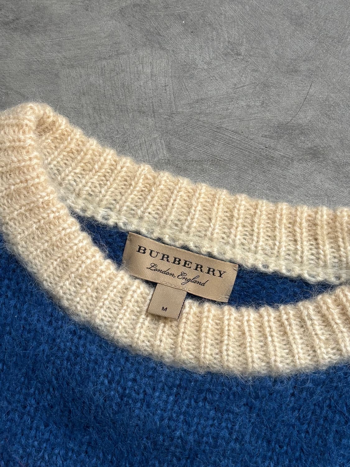 Burberry 버버리 런던 빅로고 모헤어 니트 상품이미지4