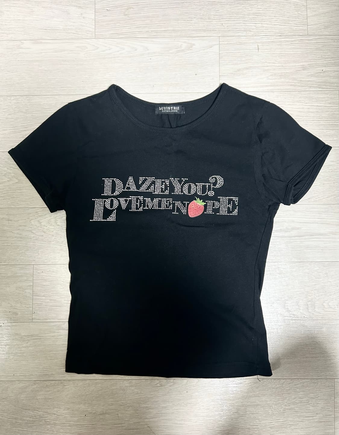 러브이즈트루 스트로베리 레터링 티 상품이미지2