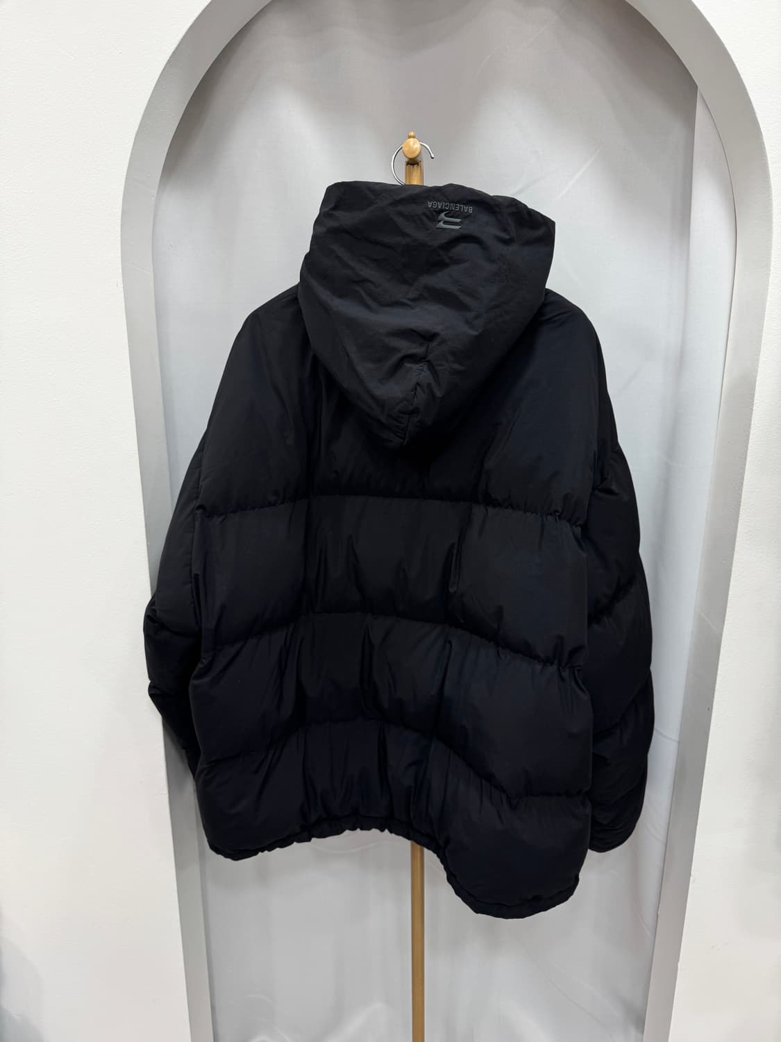 백화점판 발렌시아가 스포티 푸퍼 패딩 3사이즈  상품이미지2