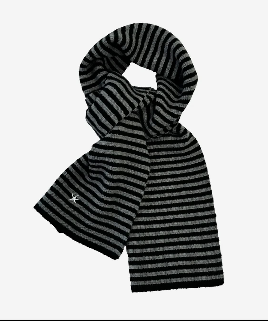 더콜디스트모먼트 머플러 상품이미지1