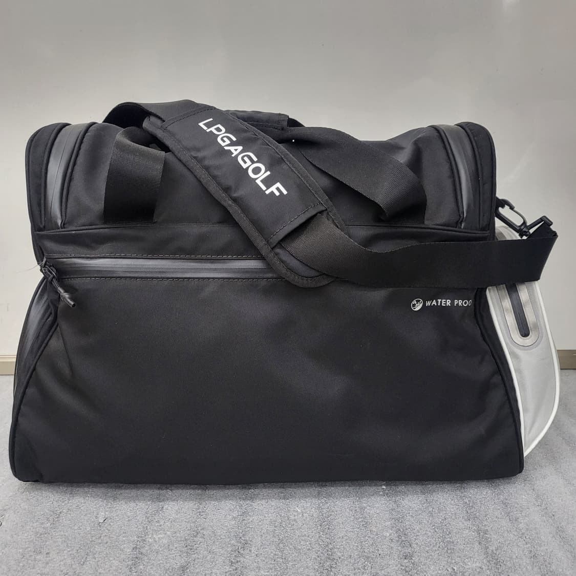 LPGA GOLF 방수 더플백 30x43x23cm 상품이미지5