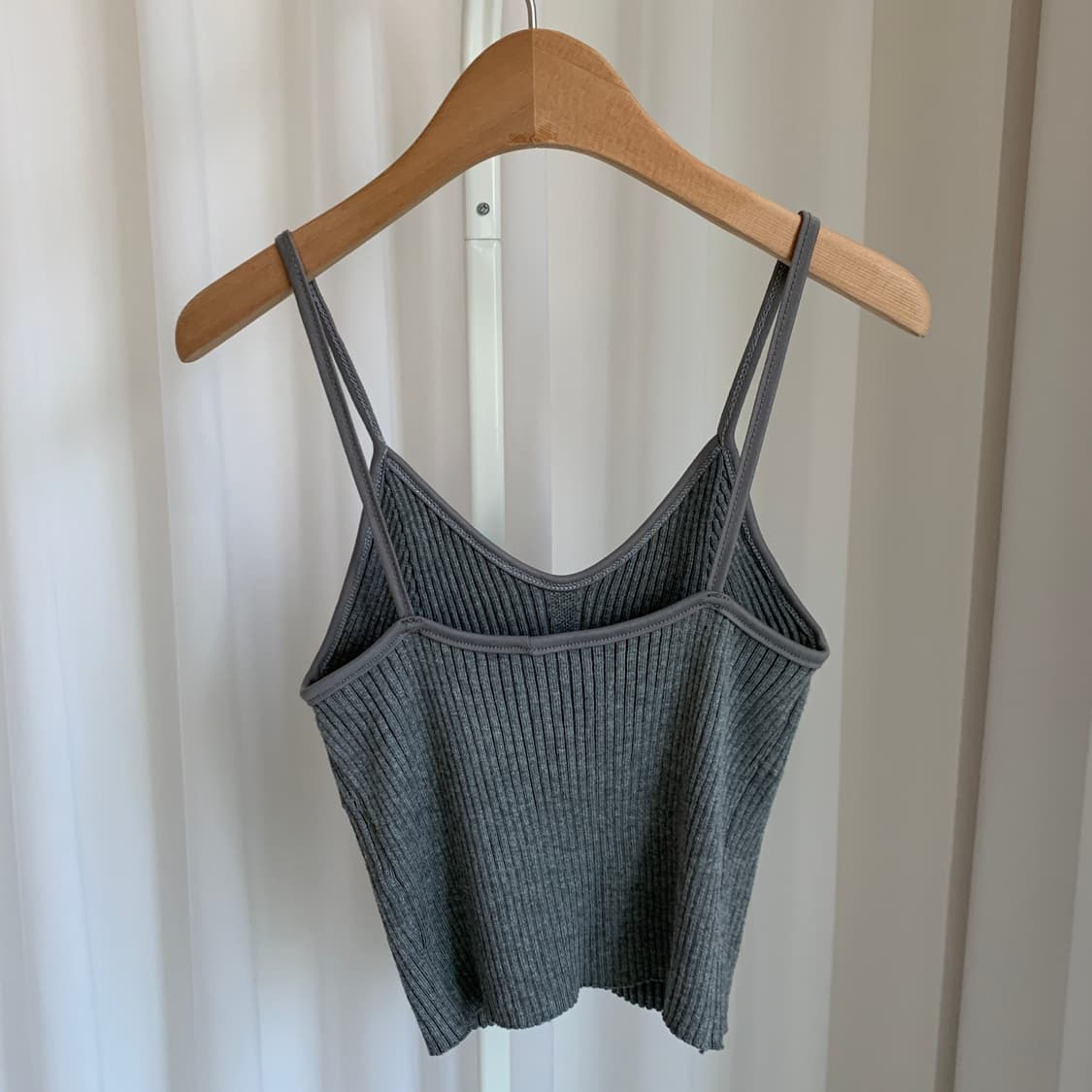 그레이 골지 니트 뷔스티에 레이어드 나시 탑 상품이미지3