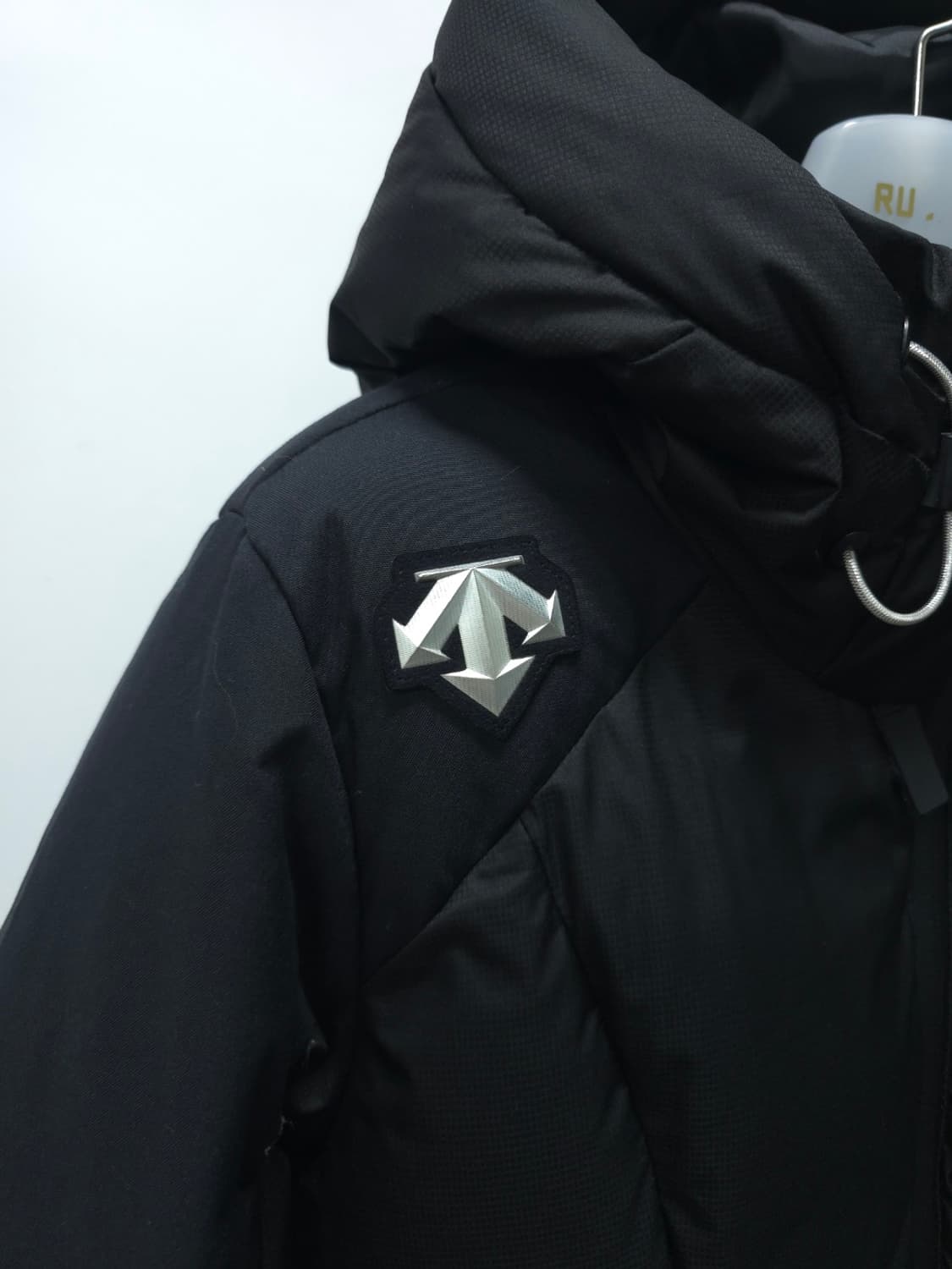 데상트 여성 오리털 덕다운 후드 패딩 상품이미지3