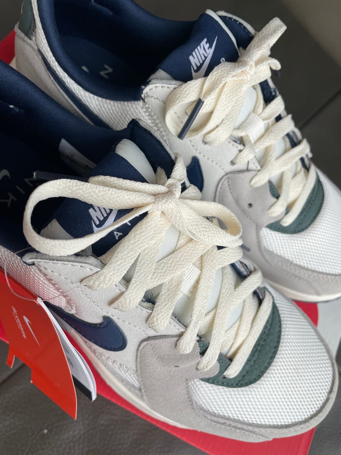 [250] 나이키 에어맥스 엑시 (새상품) 상품이미지6