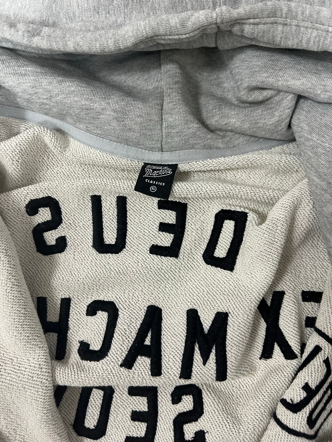 데우스 엑스 마키나 서울 후드집업 상품이미지4