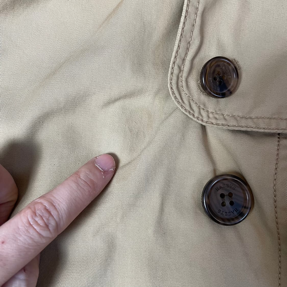 헤지스 베이지 숏 트렌치코트 90 상품이미지5