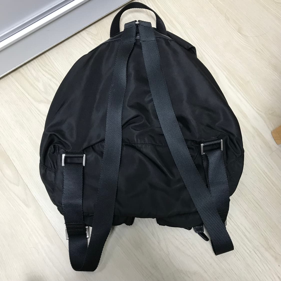 프라다 빈티지 백팩 미디움 상품이미지2