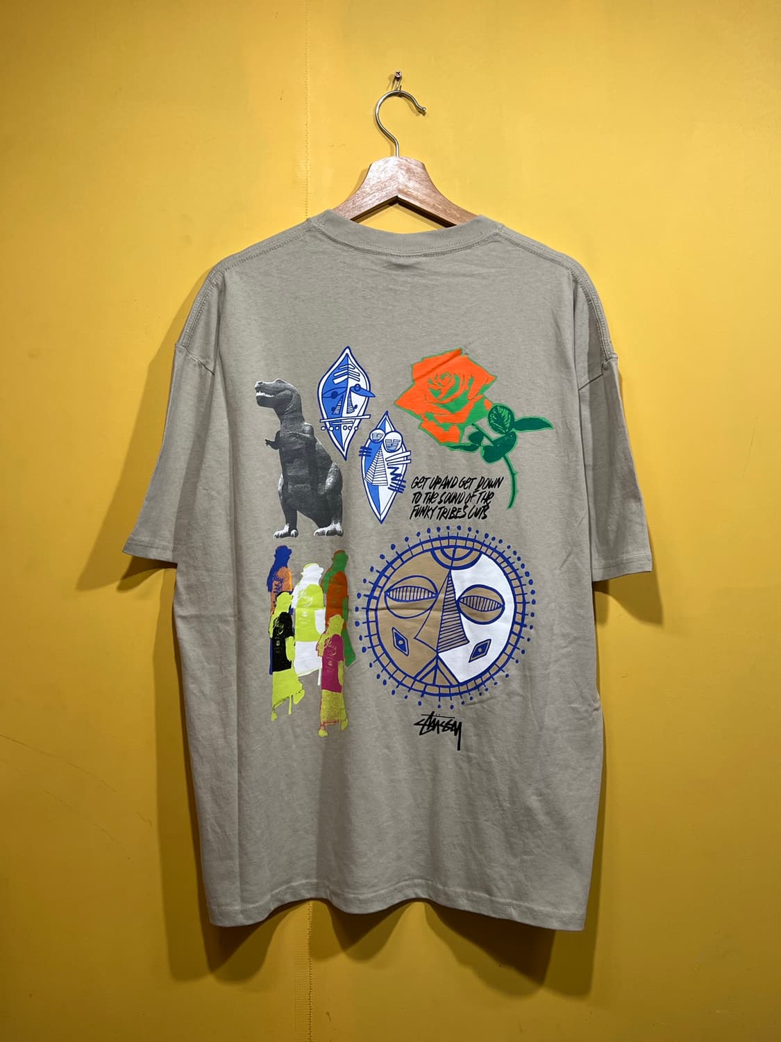 스투시 funky tribe 반팔 티셔츠 데드스탁 XL 상품이미지5