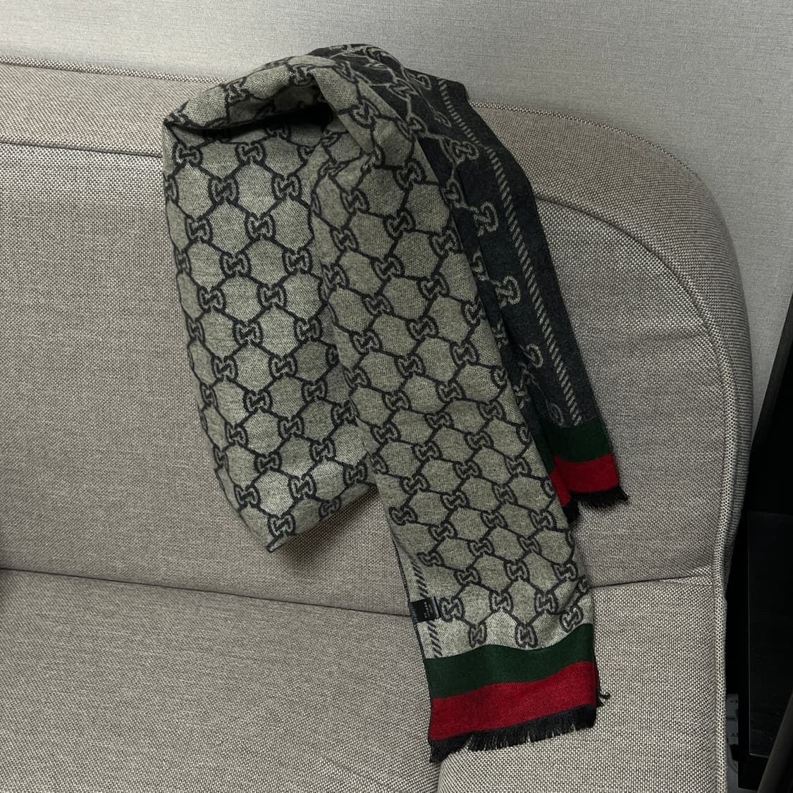 구찌 스타일 머플러 길이: 160 폭: 32 상품이미지2