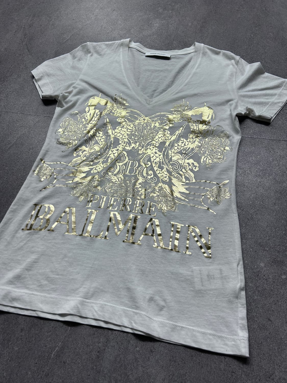 피에르 발망 골드 크레스트 브이넥 티셔츠 상품이미지3