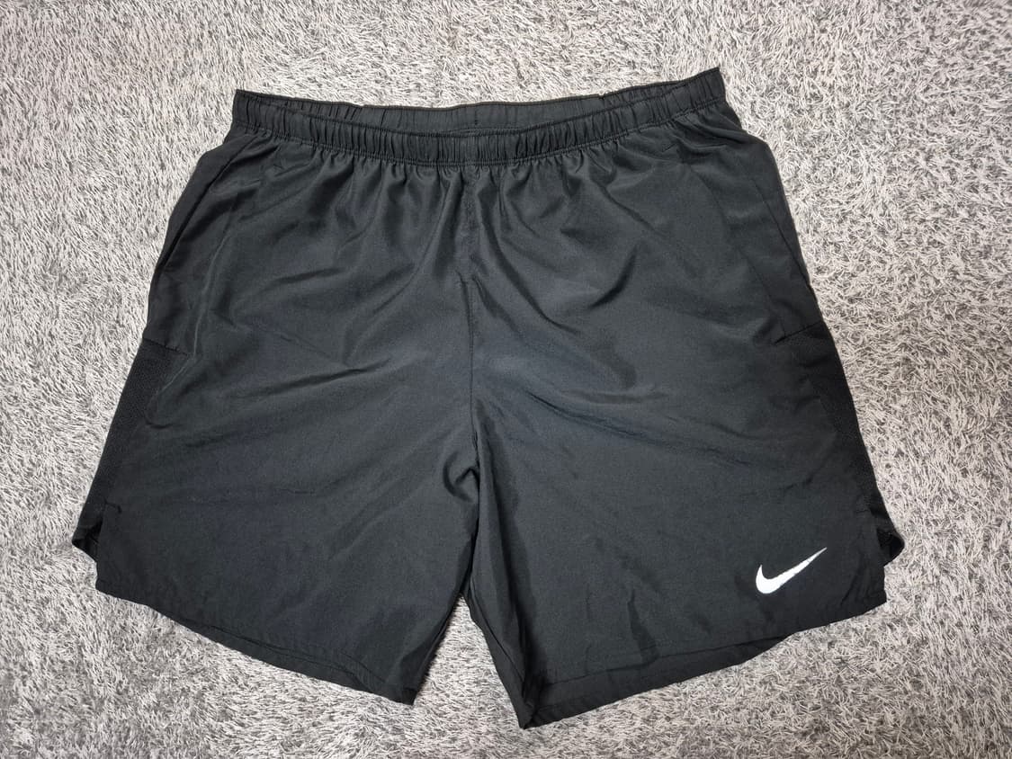 나이키 남성 드라이핏 챌린저 쇼츠 XL(90) 상품이미지1