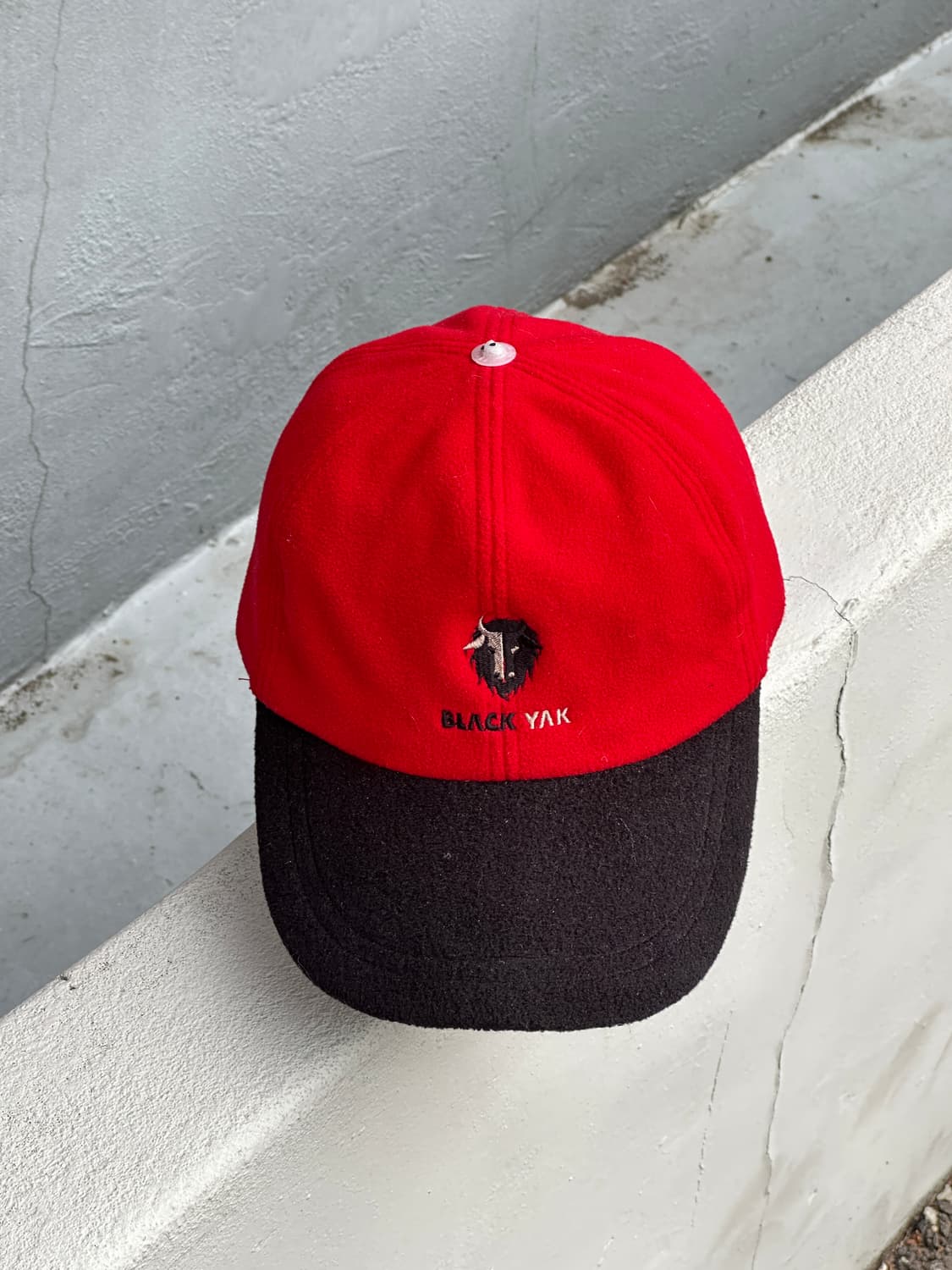 [M] 블랙야크 로고 플리스 볼캡 모자 트루퍼 디테일 상품이미지1