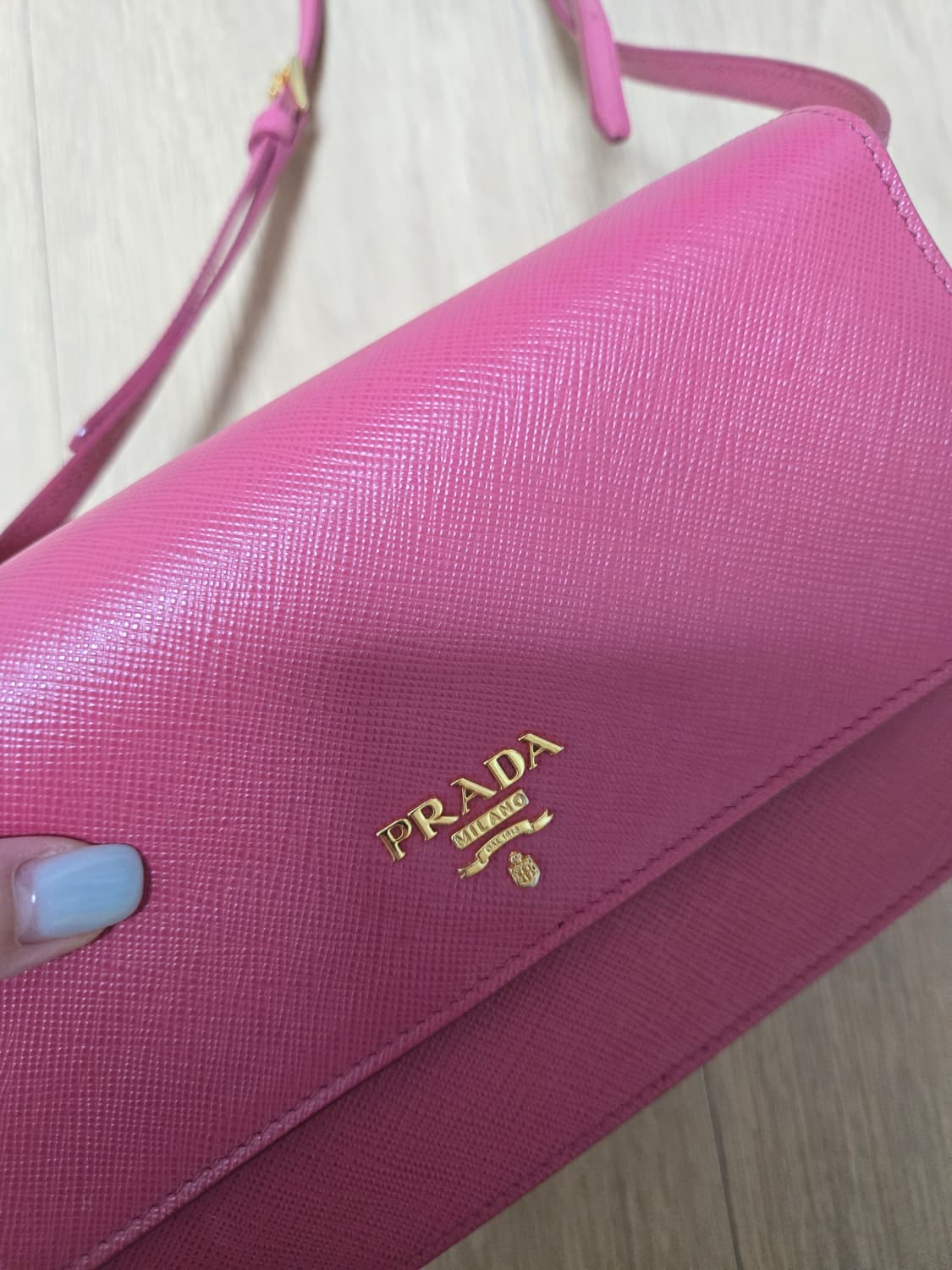 프라다 사피아노 가죽 미니백 핑크 상품이미지3