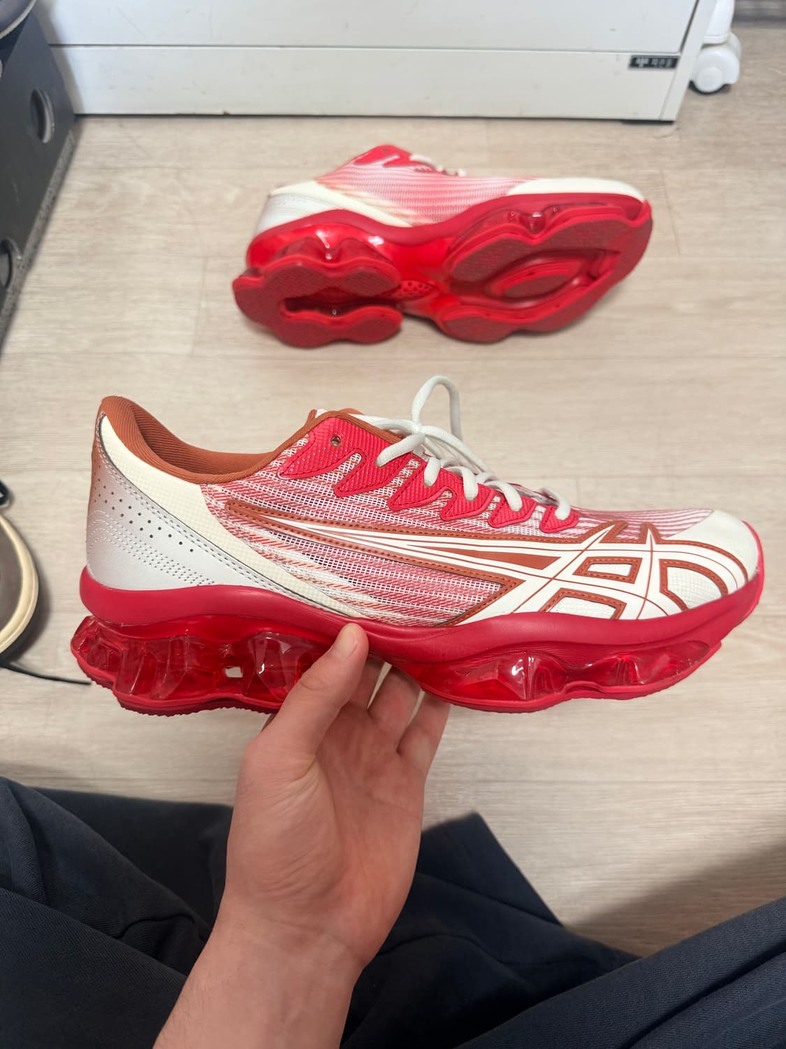 아식스 키코 젤 퀀텀 레비트렉 애플 레드 295 상품이미지2