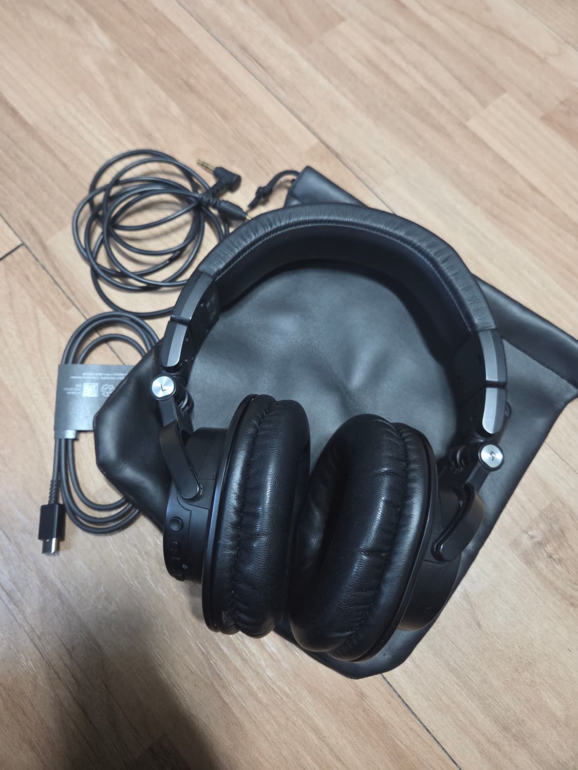 오디오테크니카 ATH-M50x 헤드폰 블랙 상품이미지1