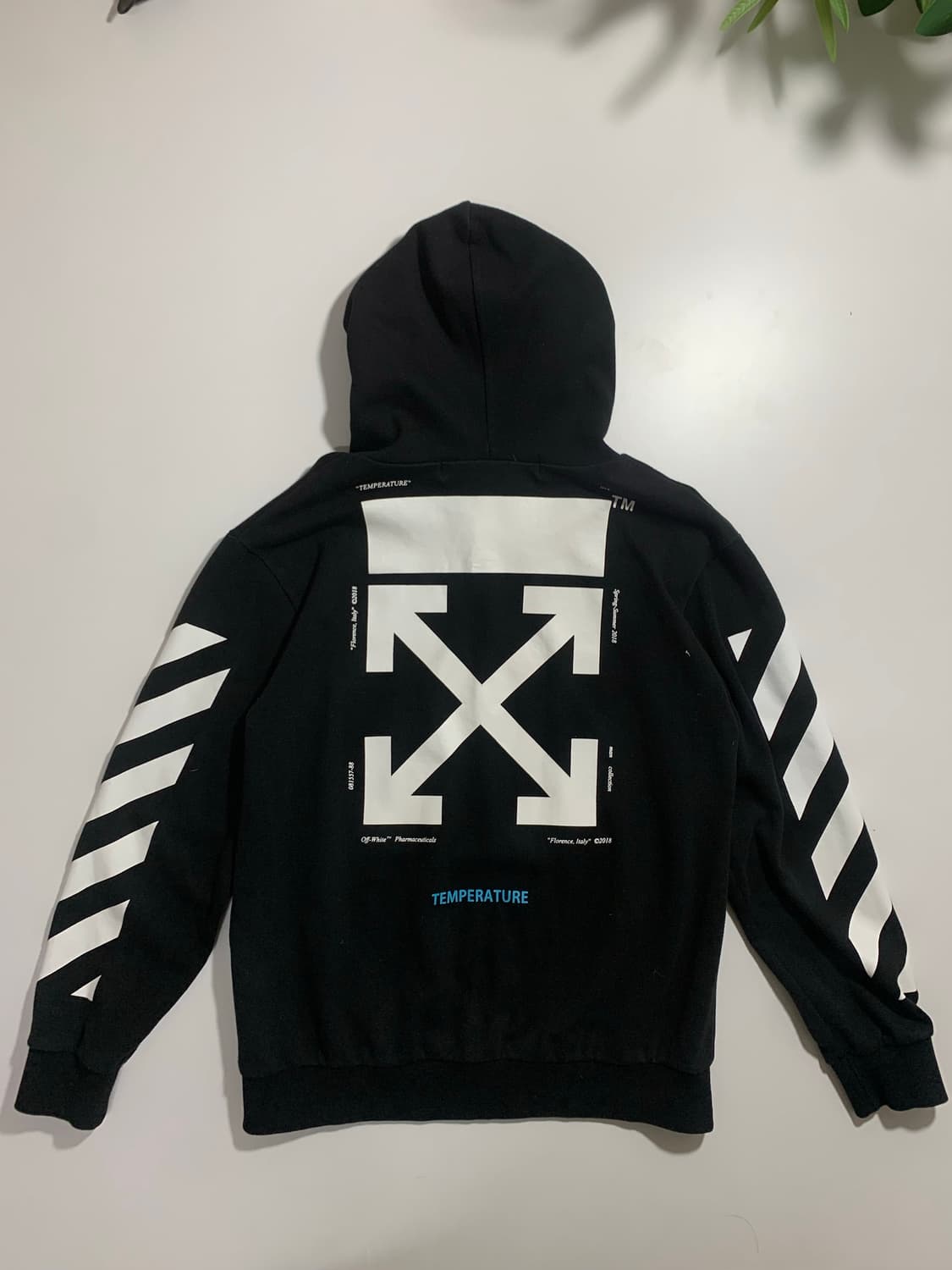 오프화이트 모나리자 후드티 블랙 상품이미지4