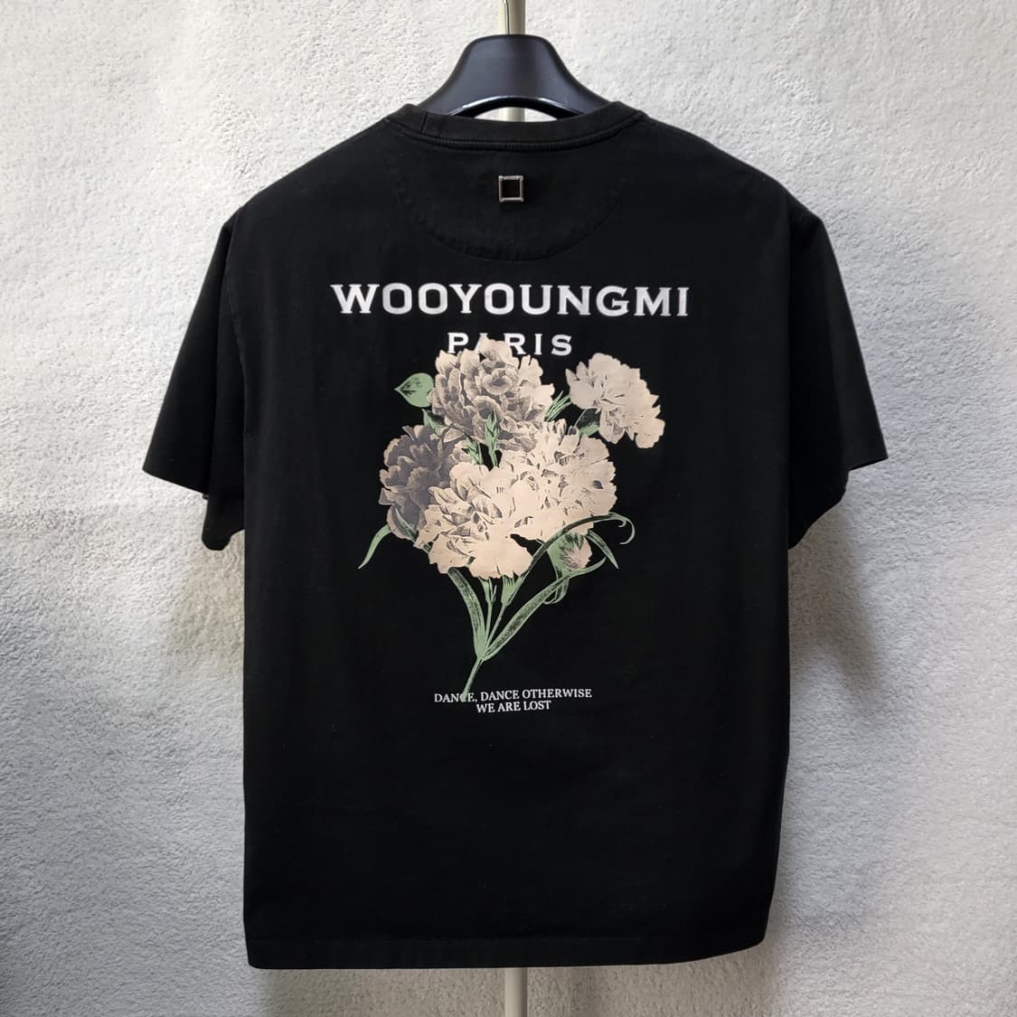 [발색] 48 / 21SS 우영미 플라워 백로고 반팔티  상품이미지1