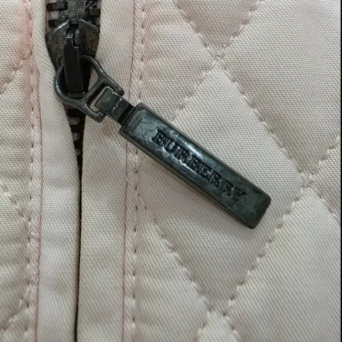 버버리 퀼팅 자켓 핑크 10~12세, 성인44 상품이미지6