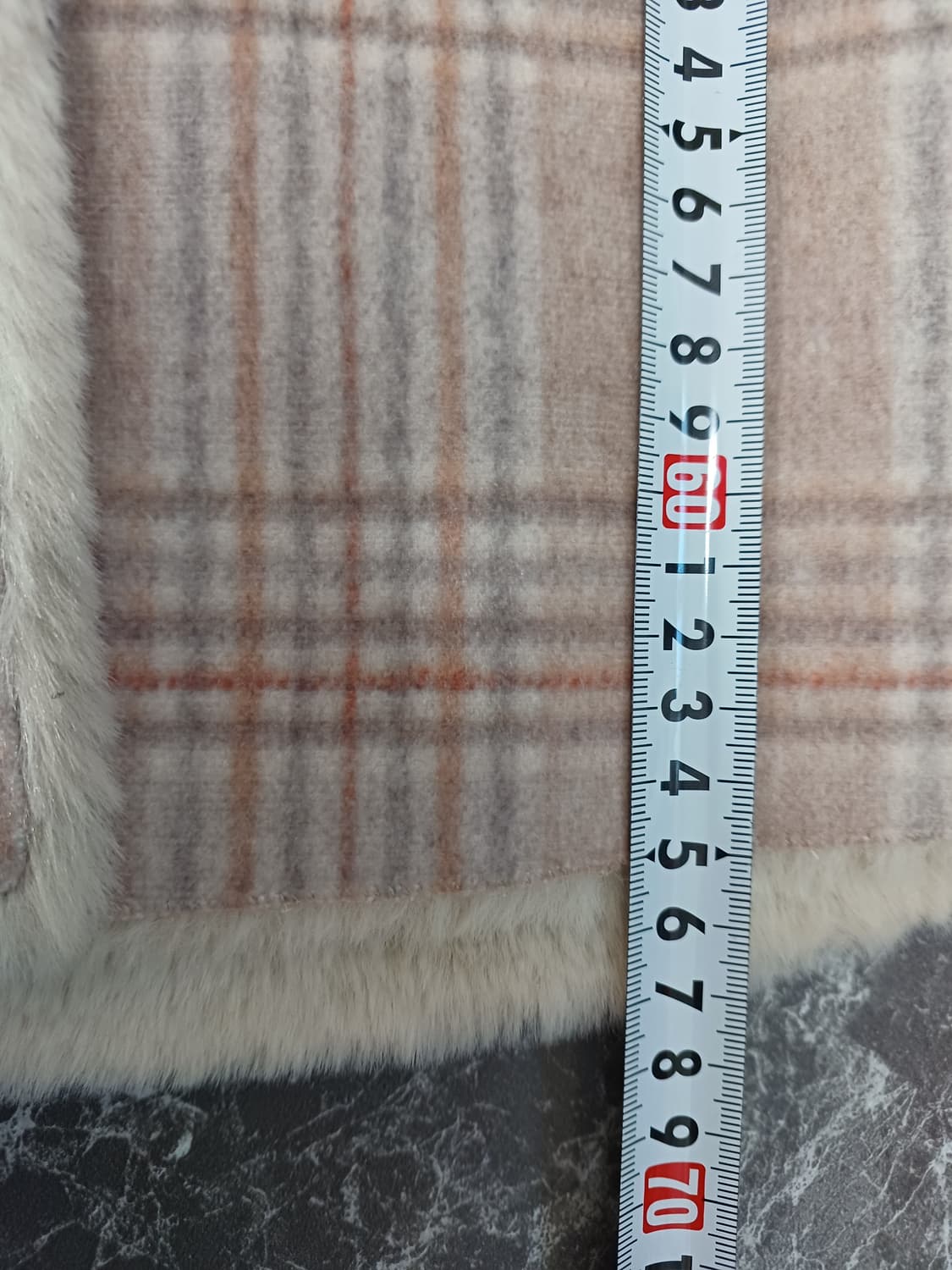 포근한 체크 털자켓 — 겨울 감성 데일리 아우터
 상품이미지9