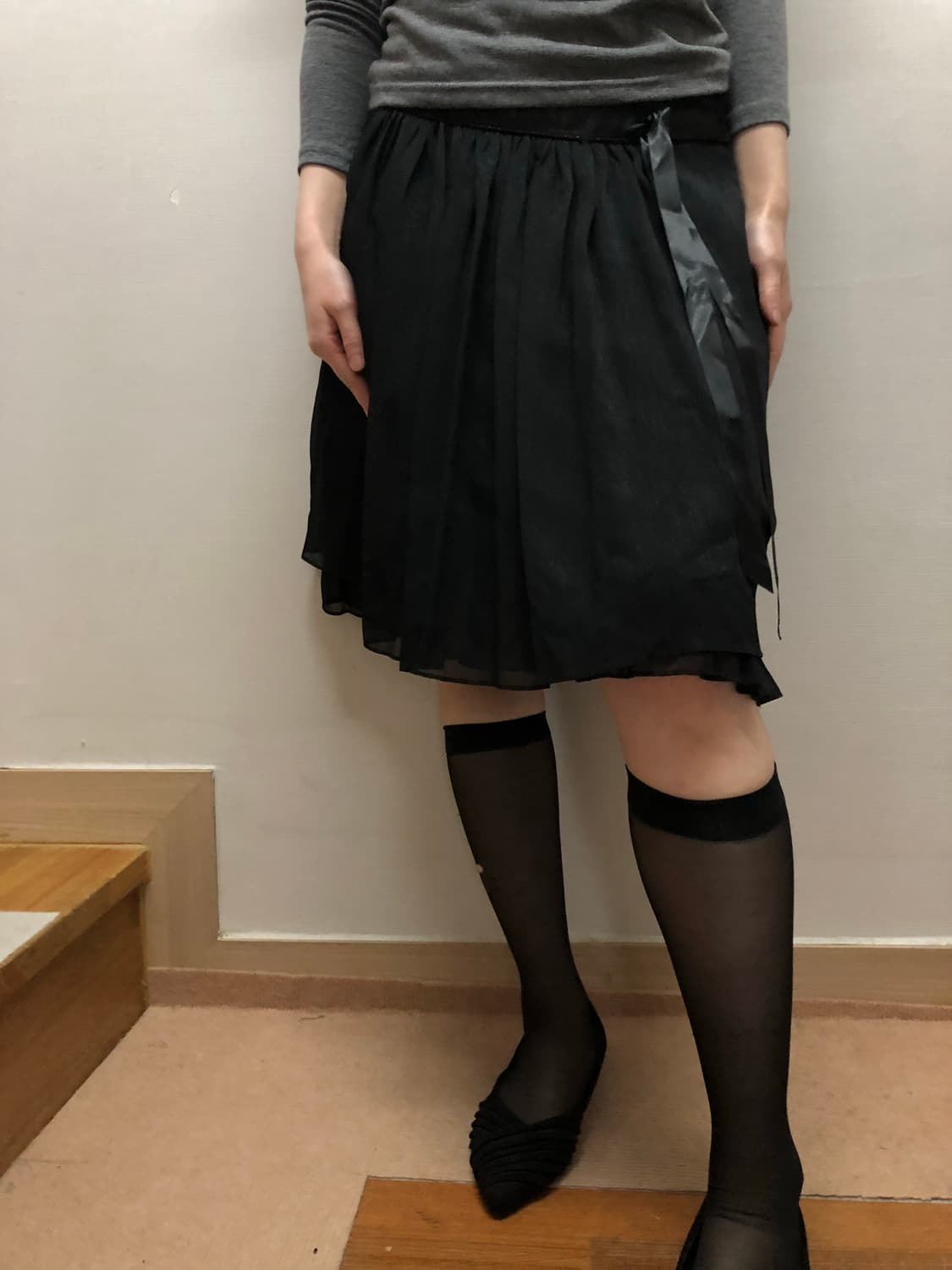 빈티지 블랙 글리터 프릴 미디 스커트 상품이미지4