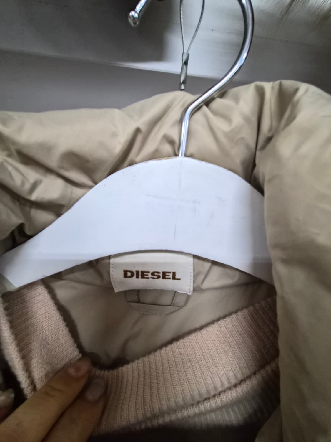 디젤 푸퍼 숏패딩 상품이미지4