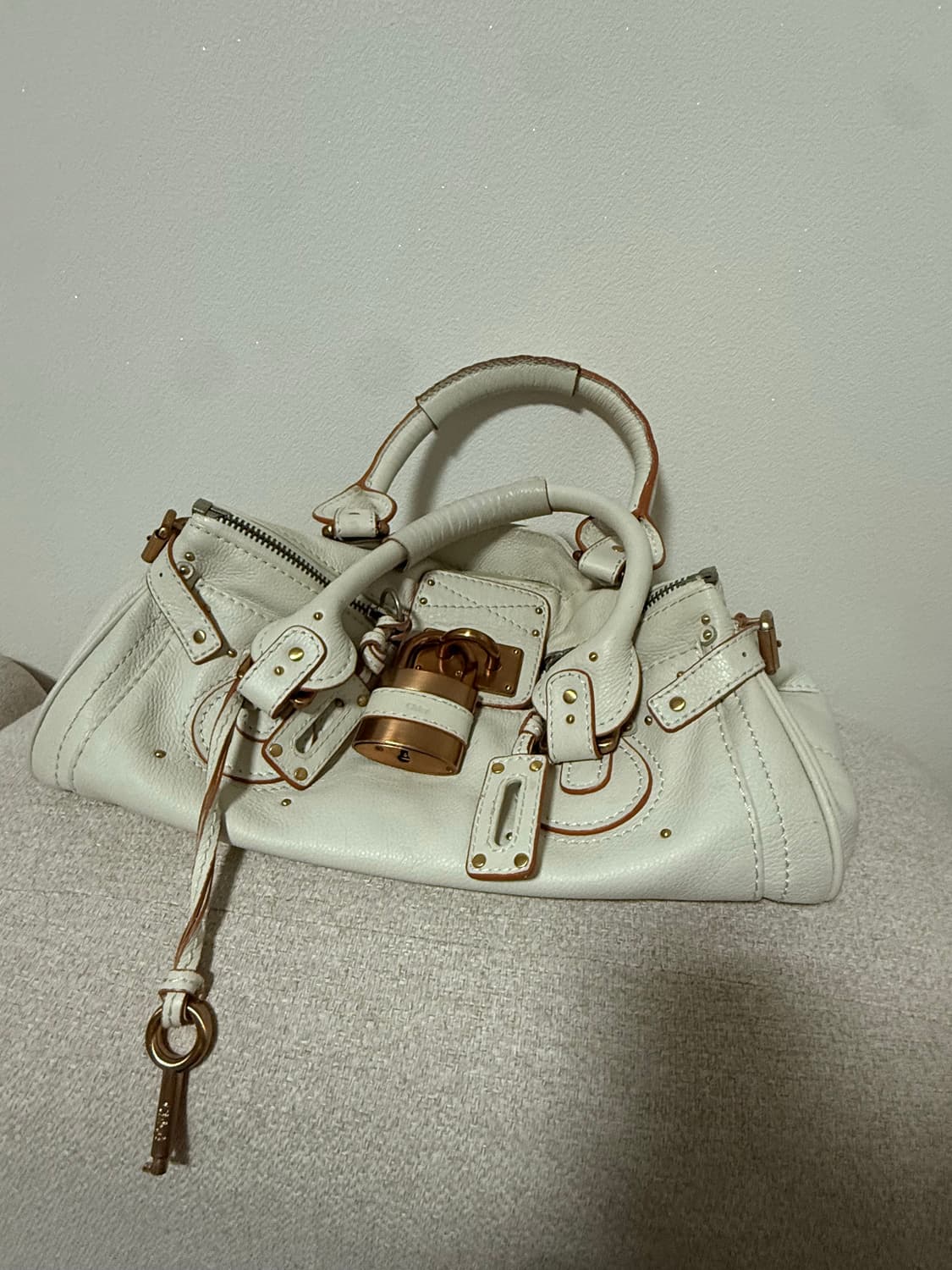 끌로에 패딩턴백 화이트 상품이미지1